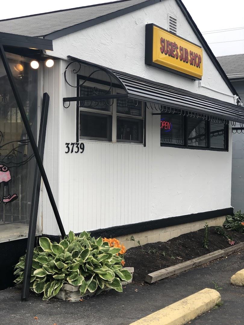 Susie's Sub Shop